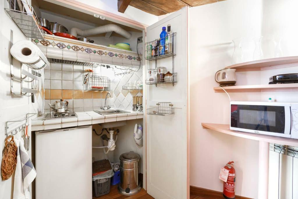Apartamento Un Tetto Al Pantheon Roma Exterior foto