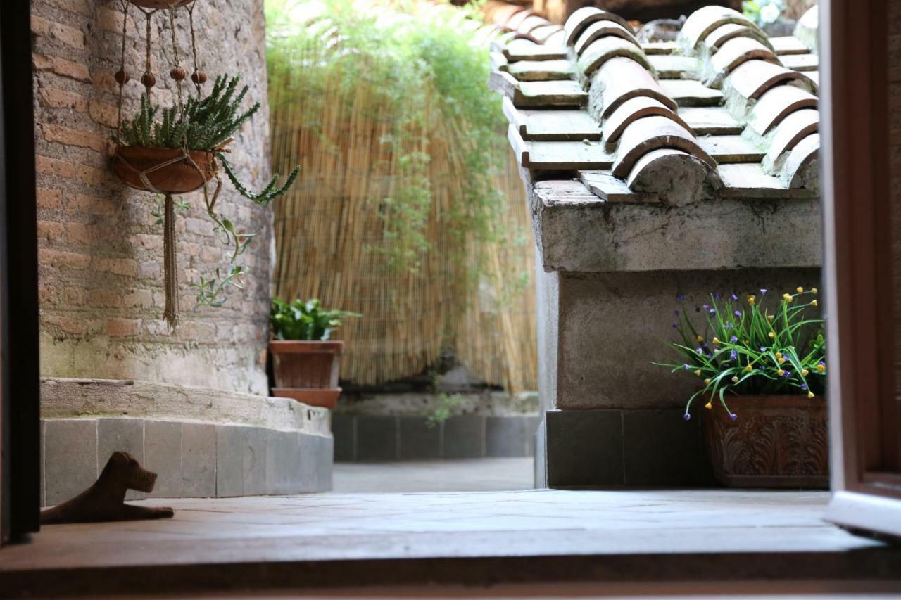 Apartamento Un Tetto Al Pantheon Roma Exterior foto